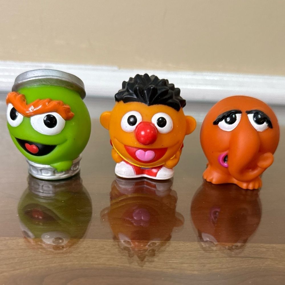 2008 Mattel Sesame Workshop Collect A Pal Oscar, Ernie, and Snuffy lot